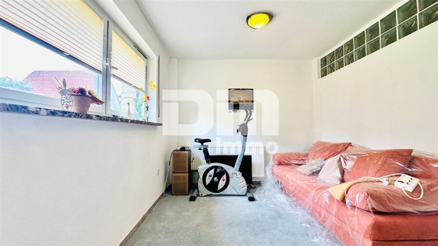 (Re)serviert!!!Hochwertiges 1-2 Familienhaus mit Nebengebäude in begehrter Lage mit vielen Extras - Souterrain / Gästezimmer beheizt